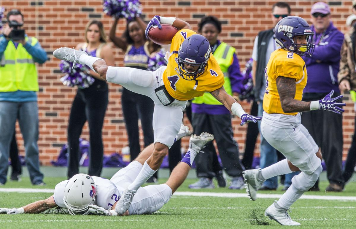 College Football Umhb Exorcises Postseason Demon Beats Linfield