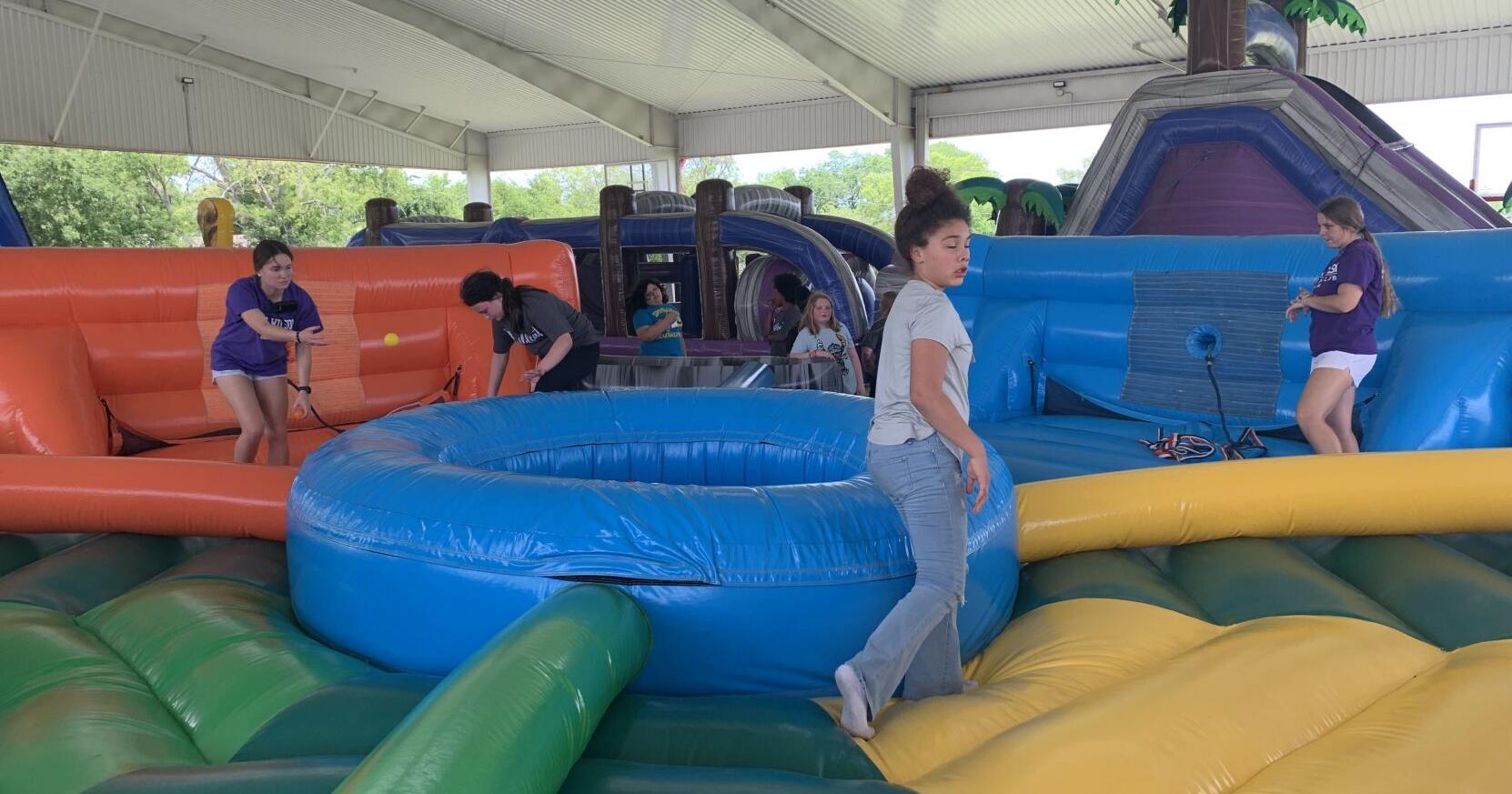 Inflatable fun: Wildcat Mentors celebrate with end-of-year bash - Vimarsana News