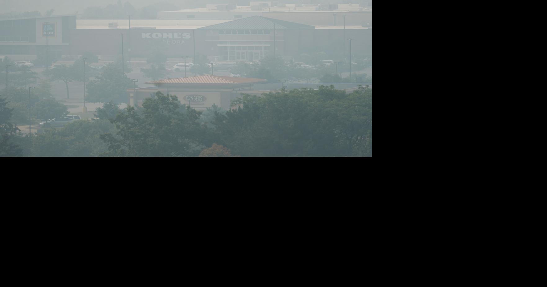 CORRECTION Illinois Climate Wildfires Smoke