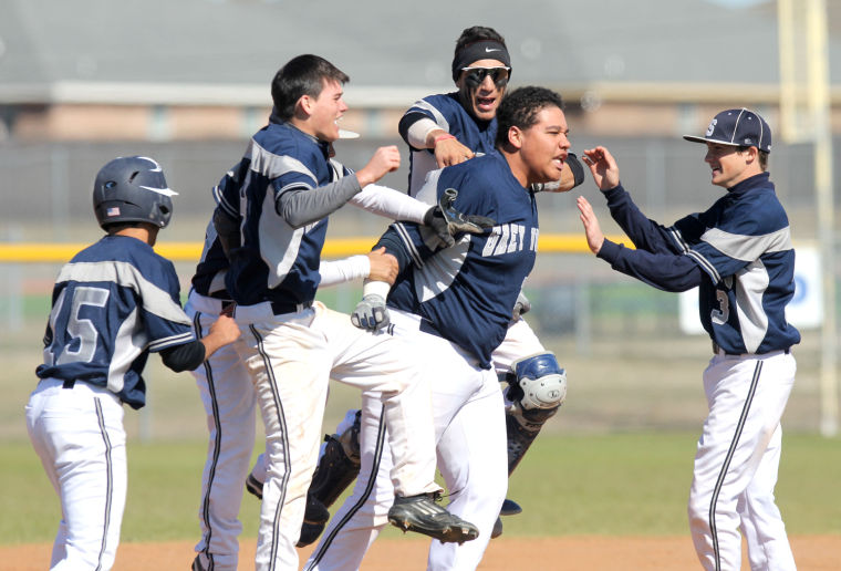 Shoemaker vs Burnet Baseball
