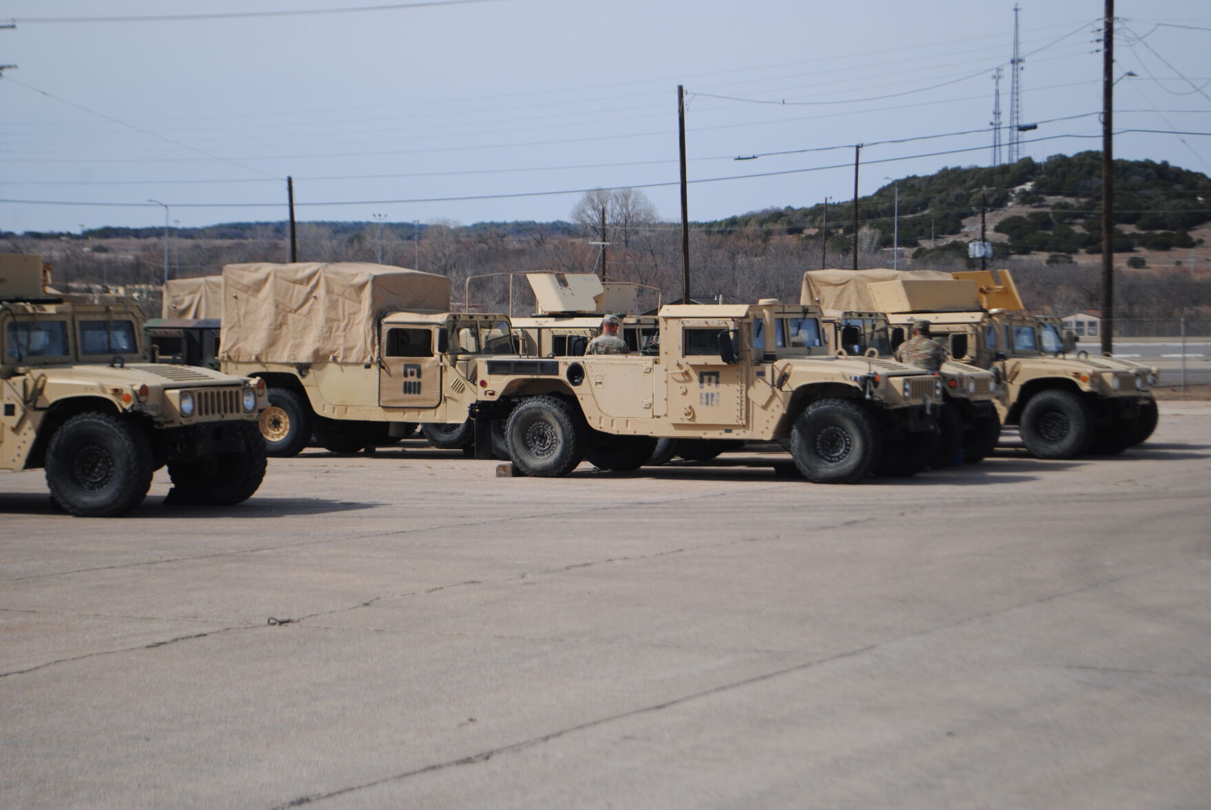 US ARMY orders screening system,Tarnnetzstangen,HMMWV,REO,JEEP,Militär