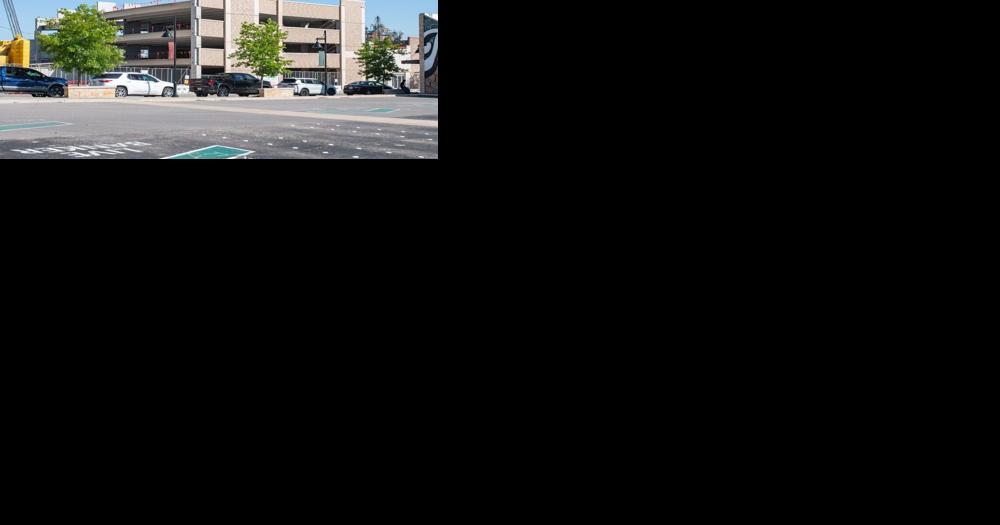 Security camera installation continues at two new parking garages; one will open next week - Vimarsana News