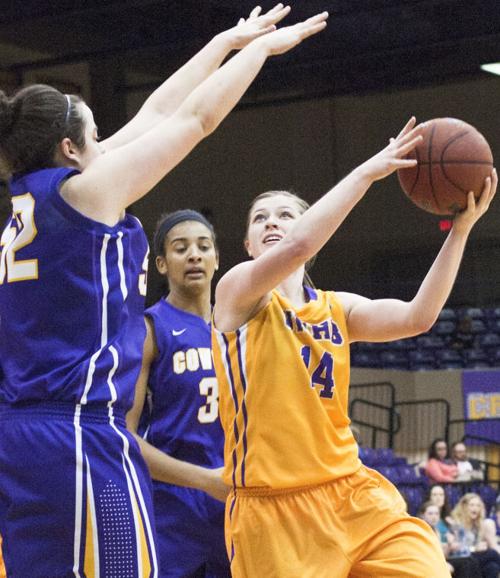 UMHB women vs. Hardin-Simmons