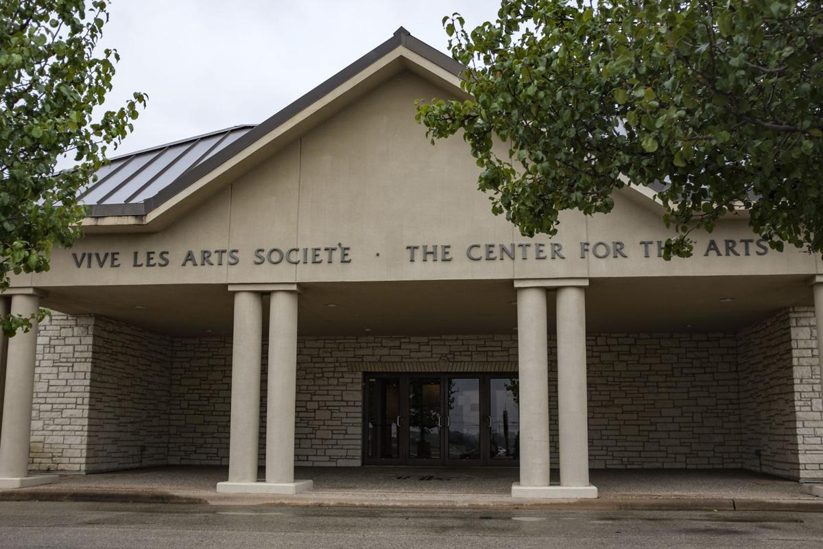 Vive Les Arts Theatre