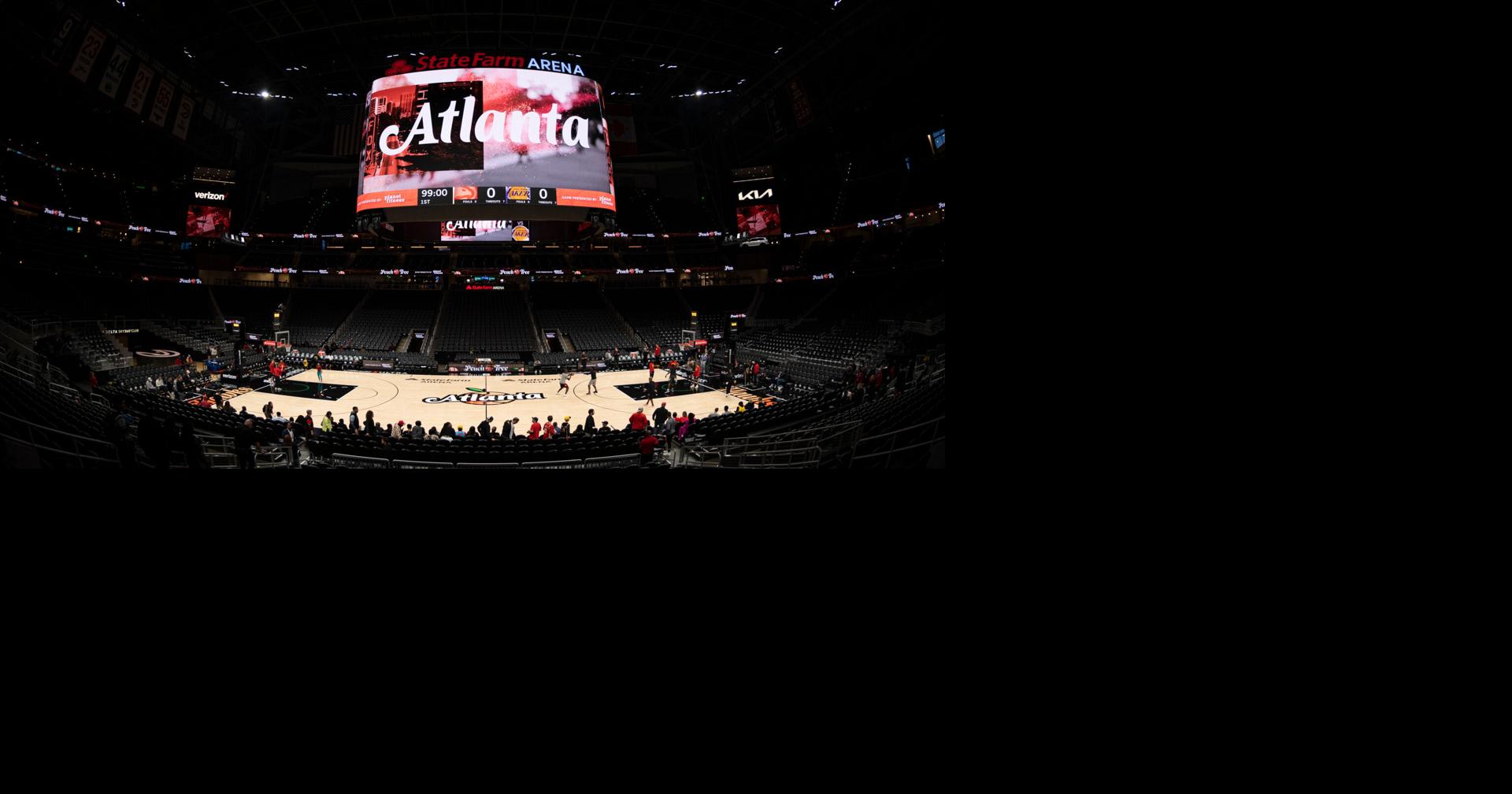 State Farm Arena workers change Dream's WNBA Finals court in time for Hawks to host night game