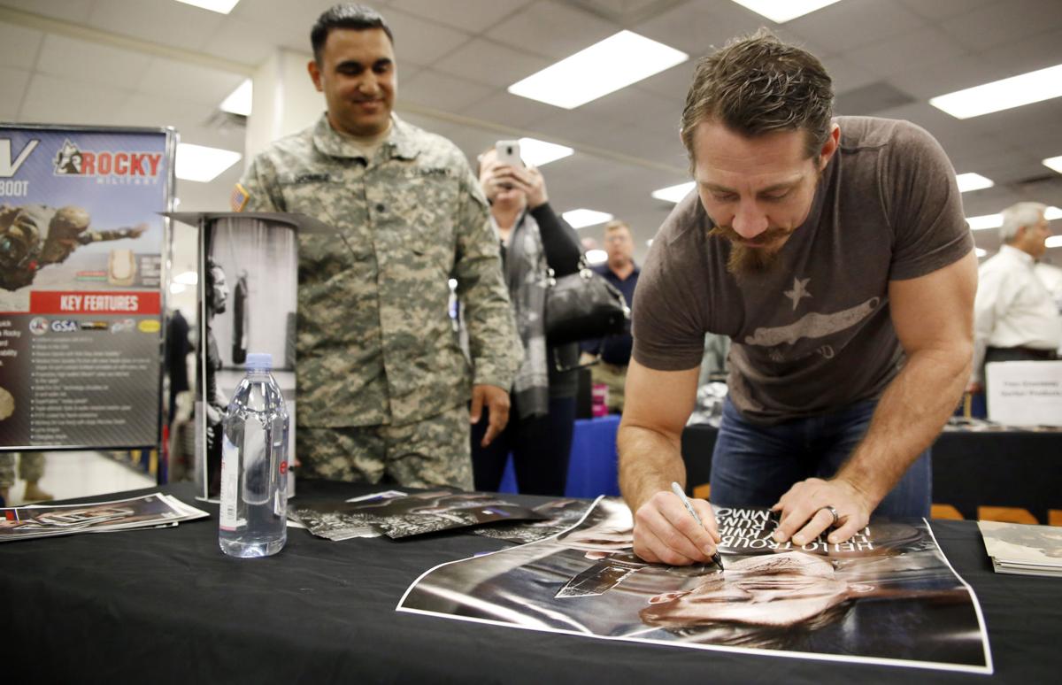 Ufc Fighter Tim Kennedy Meets Greets Local Soldiers Sports
