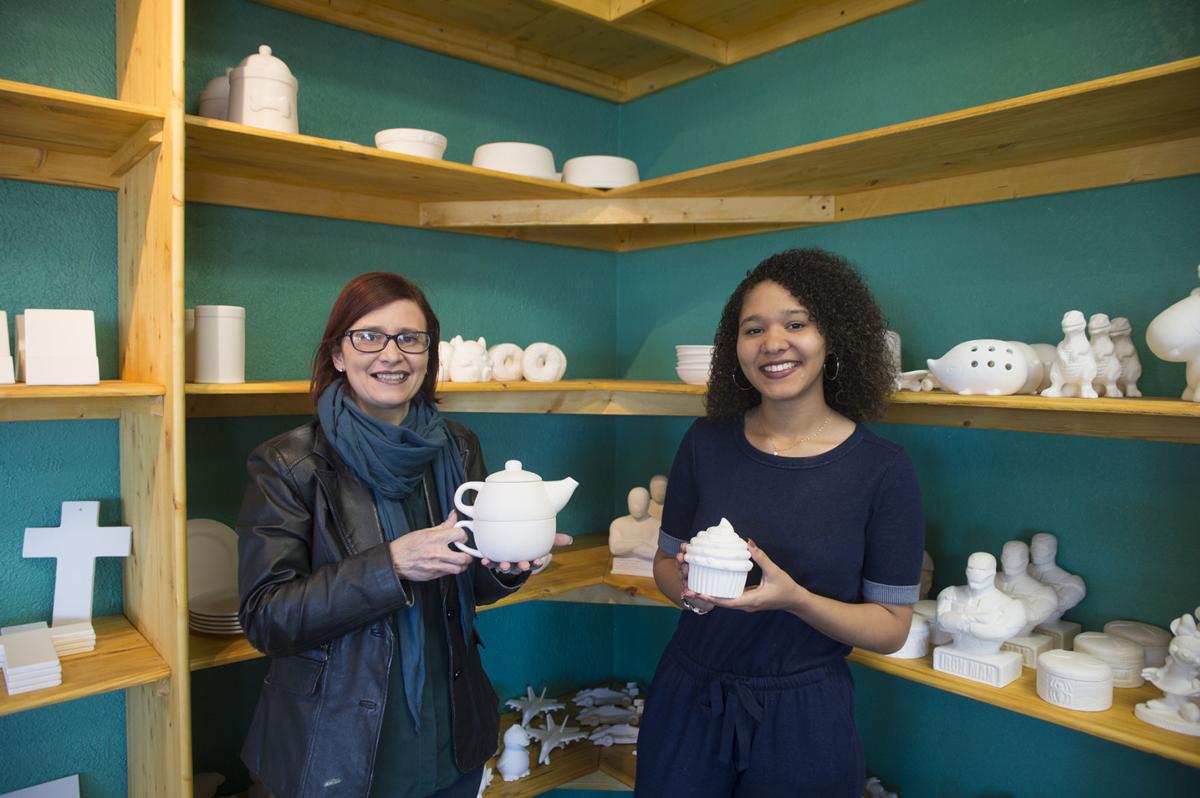 Pottery Expressions Opens Today In Killeen Business Kdhnews Com