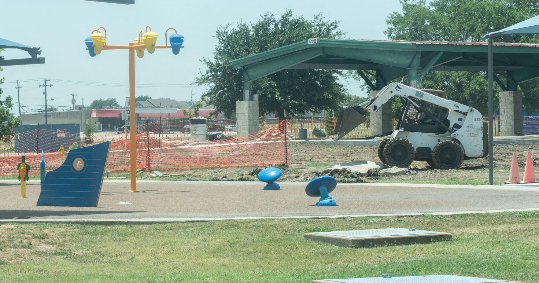 Killeen's Long Branch Pool to open Saturday | Local News - Vimarsana News