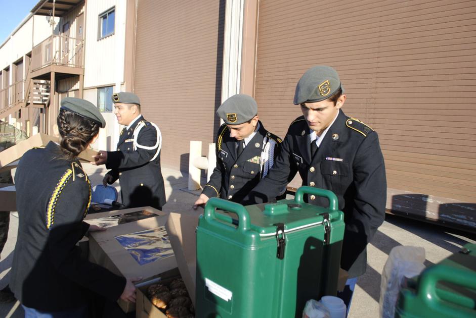 Cove High Students Feed Adopted Unit For Giving Tuesday Military Military Kdhnews Com