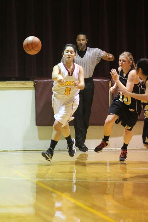 LometaEvantGIRLSBasketball32.jpg