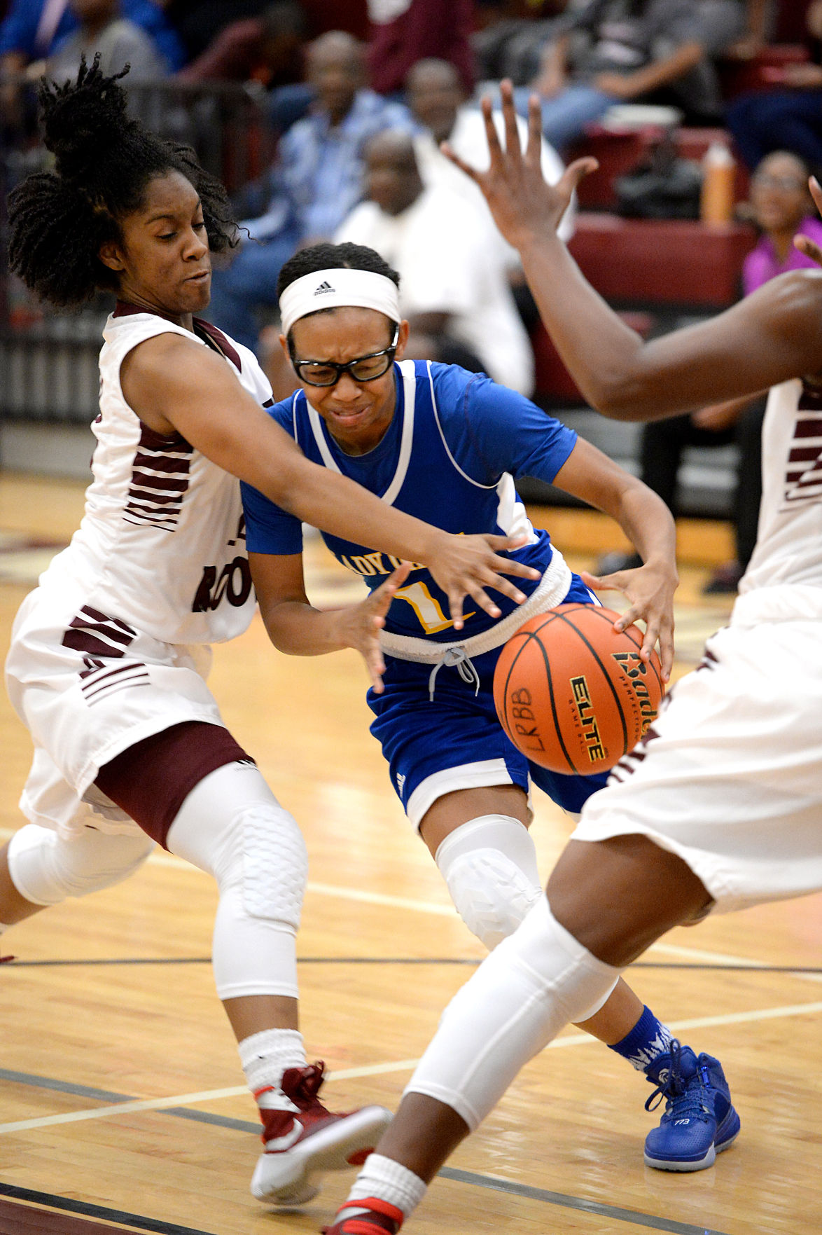 No. 24 Lady Roos use strong D to beat Cove 41-33 in 12-6A opener ...