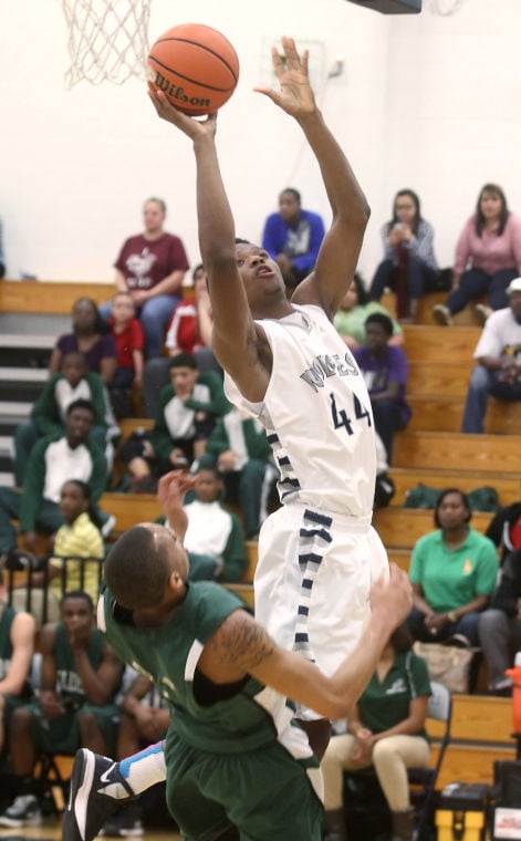Boys Basketball: Shoemaker v. Ellison