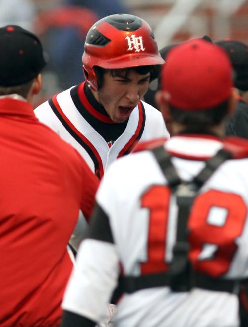 Heights edges Mansfield 2-1 in game 1