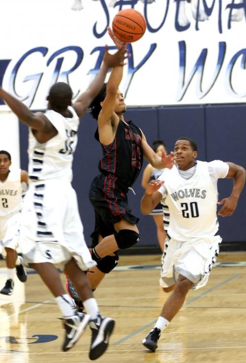 Heights edges Shoemaker in 8-5A contest