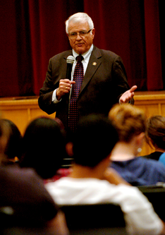 Carter visits Killeen High School