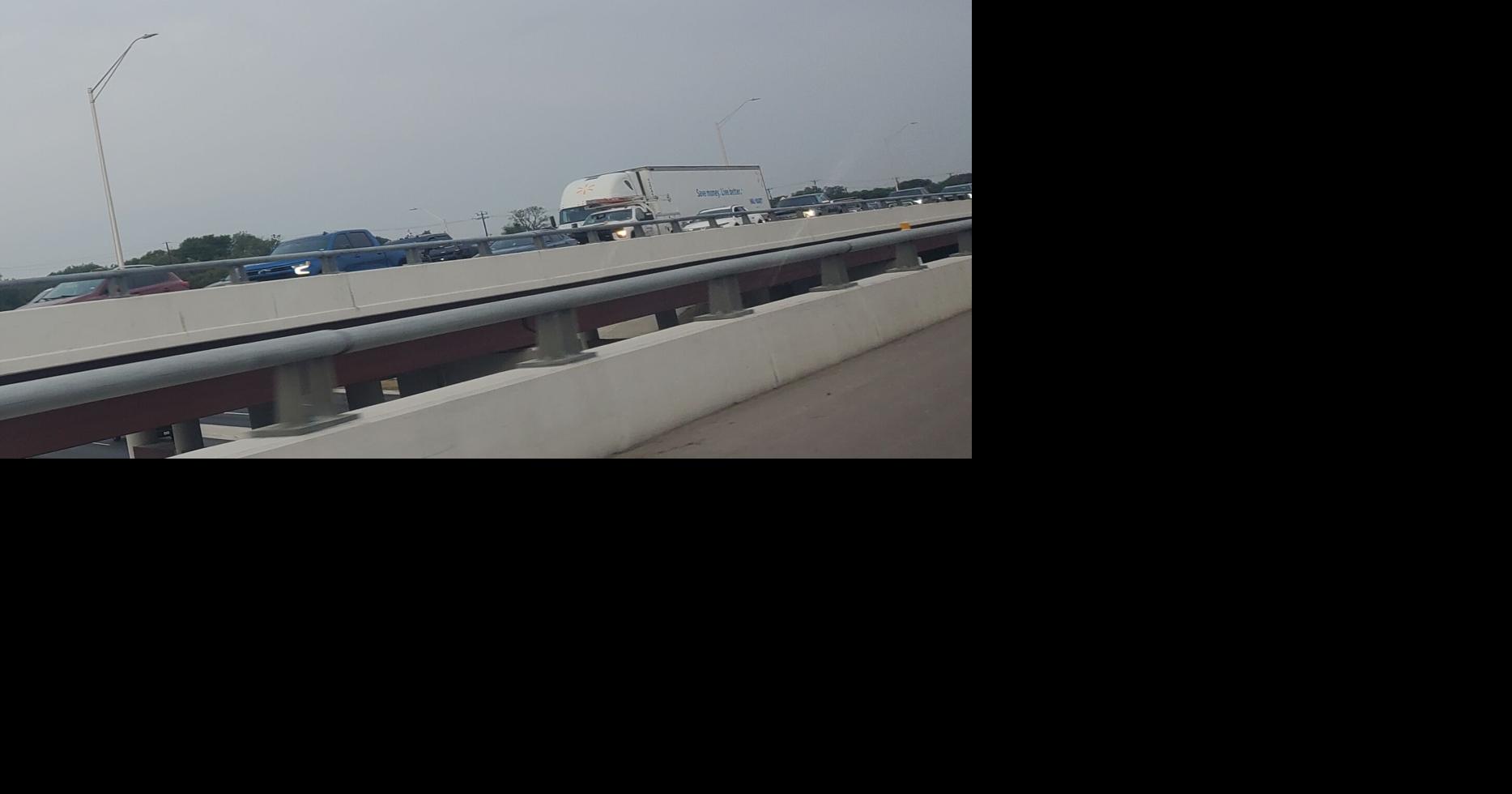 Traffic jams on I-14 and I-35 | Traffic | kdhnews.com