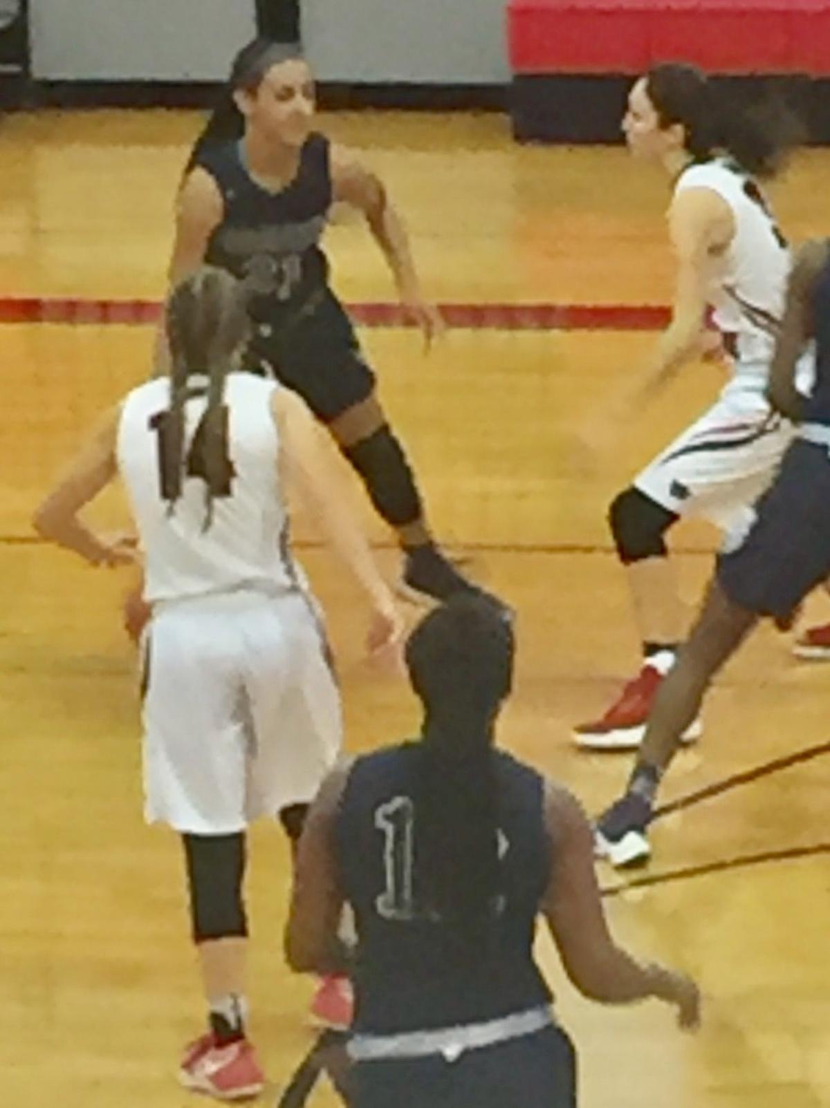 Basketball Lady Wolves Fall At No 6 Vista Ridge Shoemaker Kdhnews Com