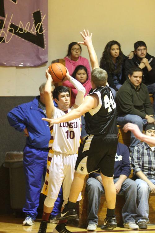LometaEvantBOYSBasketball18.jpg