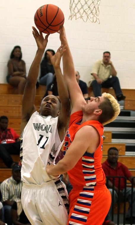 Boys Basketball: Shoemaker v. San Angelo Central