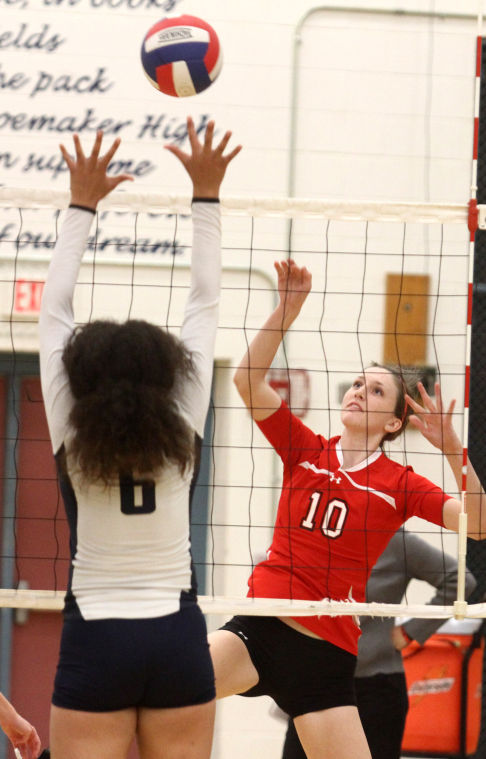 Volleyball: Shoemaker v. Belton