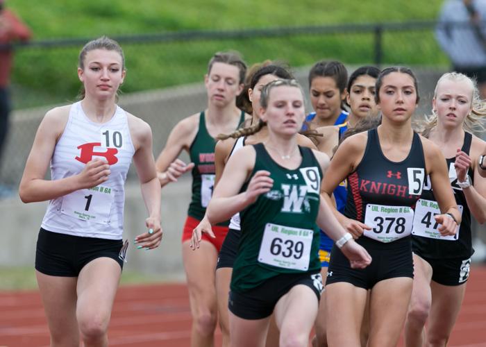 REGIONAL TRACK Belton's Jones, Heights' Otis earn spots in state meet
