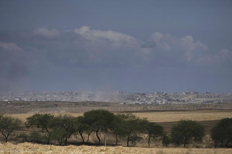 Gaza officials say Israeli forces killed 27 heading to aid site. Israel says it fired near suspects
