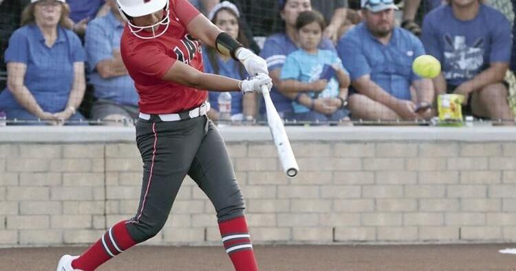 5A SOFTBALL: Lady Broncos knock out Barbers Hill, advance to regional final - Vimarsana News