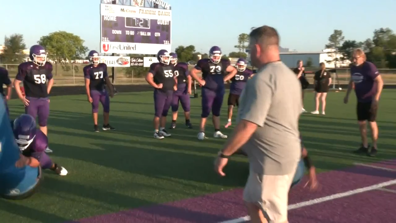 Aaron Ford coaching the Bonham Texas high school varsity football team