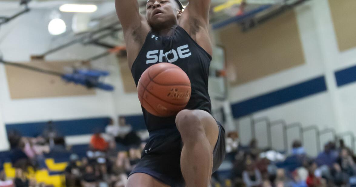 12-6A ALL-DISTRICT BOYS BASKETBALL: Heights' Gibson, Shoe's Moore share MVP