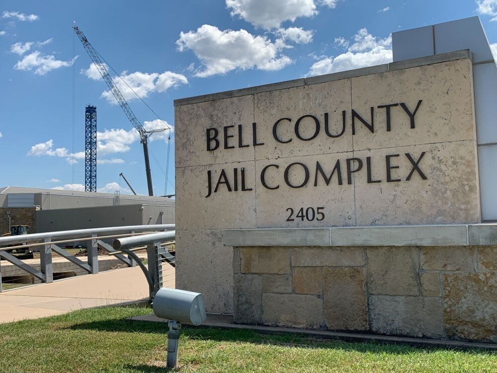 ICE conducts inspection of Bell County Jail after sheriff signs agreement |  Local News | kdhnews.com