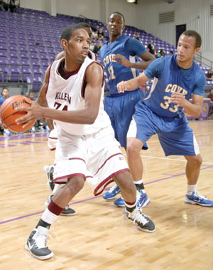 Runnin’ Roos pound Cove inside to win tourney title