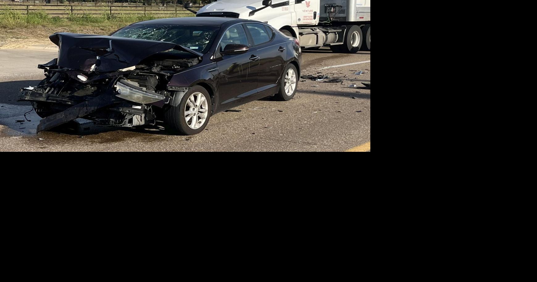 Update: One woman injured in wreck on Interstate 35 frontage road in ...