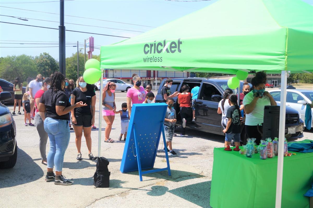 Cricket Wireless Employees Team Up For Back To School Backpack Giveaway Copperas Cove Herald Kdhnews Com