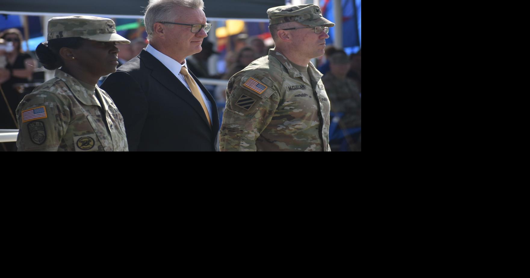 Fort Hood welcomes Col. Mark McClellan as garrison commander as Stokes ...