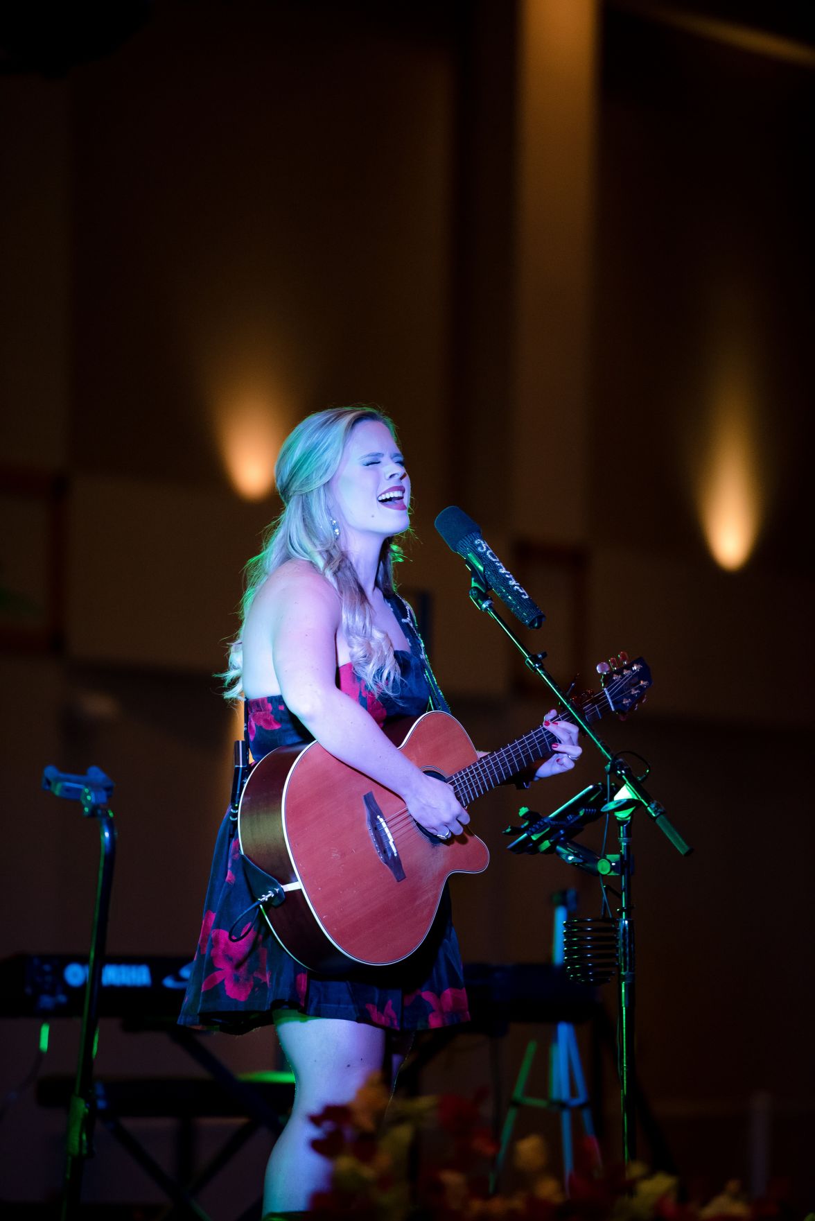 Holly Tucker performs at Metroplex Gold Star Gala