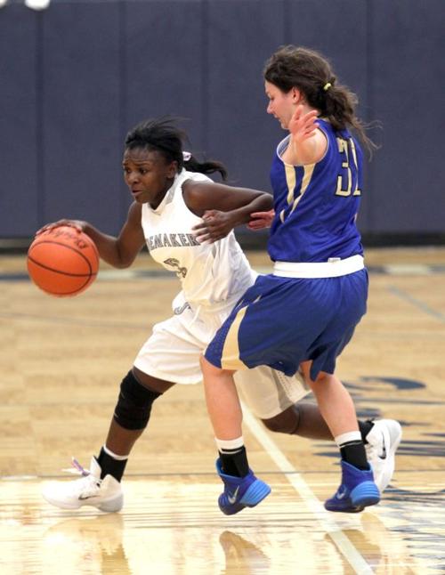 ShoemakerKerrvilleTivyBasketball 008.JPG