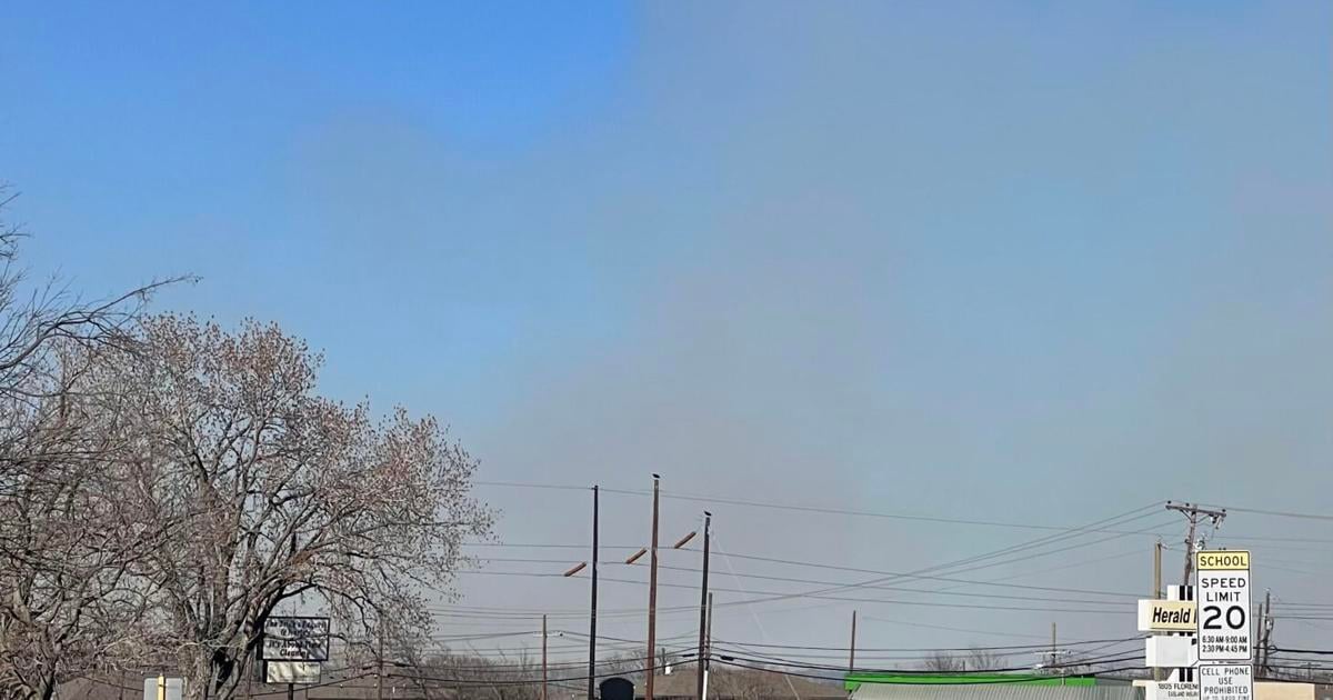 Smoke rising as Fort Hood ranges burn | Local News | kdhnews.com