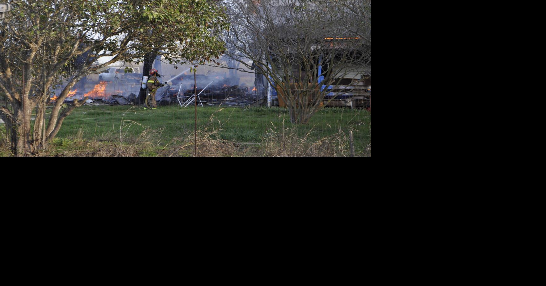 Firefighters battle house blaze near Heidenheimer