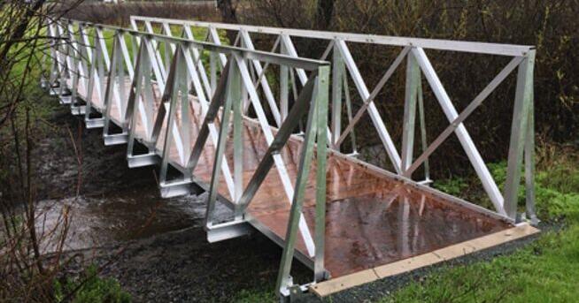 Salado business owner claims ‘trolls’ undermining village bridge | News ...