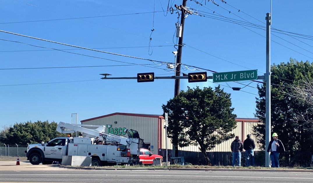Car Knocks Out Power In Killeen Local News Kdhnews Com