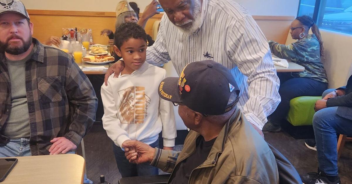 Happy veterans day dog images Happy veterans day dog images