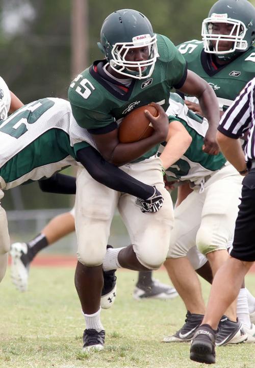 Green edges White in Ellison spring game