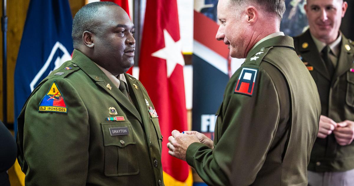 Army Reservist recognized for stopping robbery of Killeen Barber Shop ...