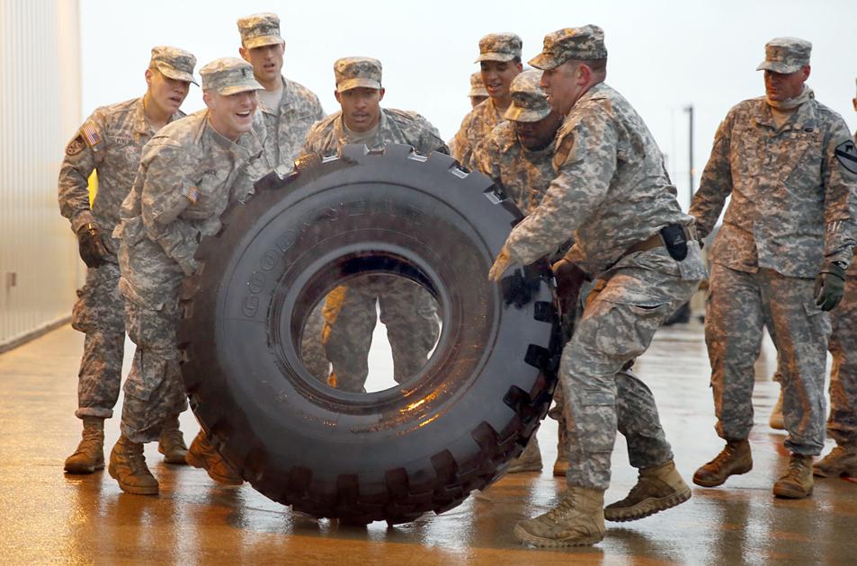 Person Who Works In The Army 4 Teamwork Military