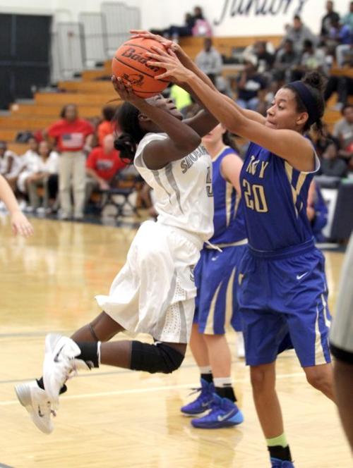 ShoemakerKerrvilleTivyBasketball 014.JPG