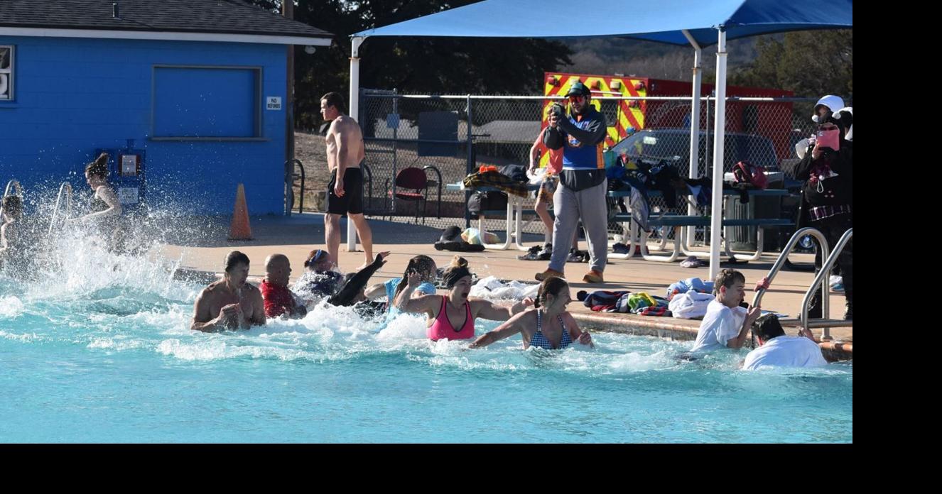Cold Splash Brave residents take icy plunge at Cove City Park pool