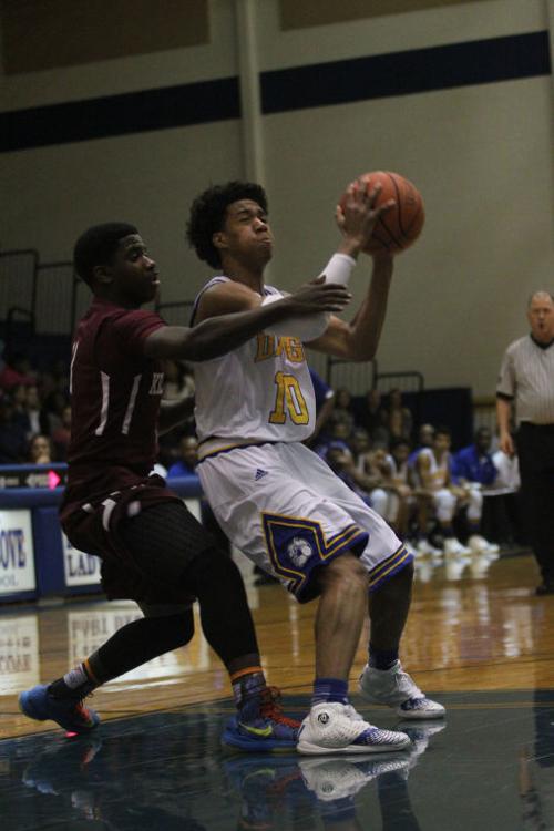 CoveKilleenBOYSBasketball17.jpg