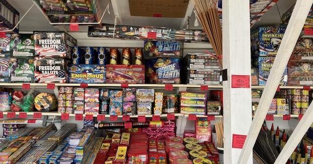 Fireworks stands booming with customers - Vimarsana News