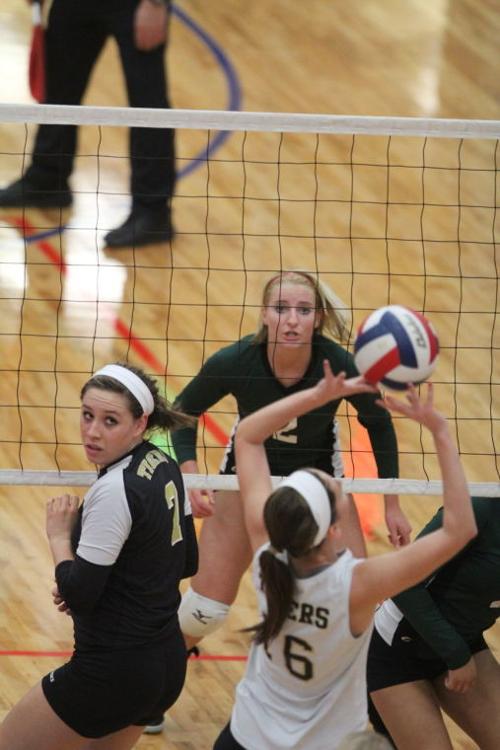 EllisonMansfieldVolleyball22.JPG