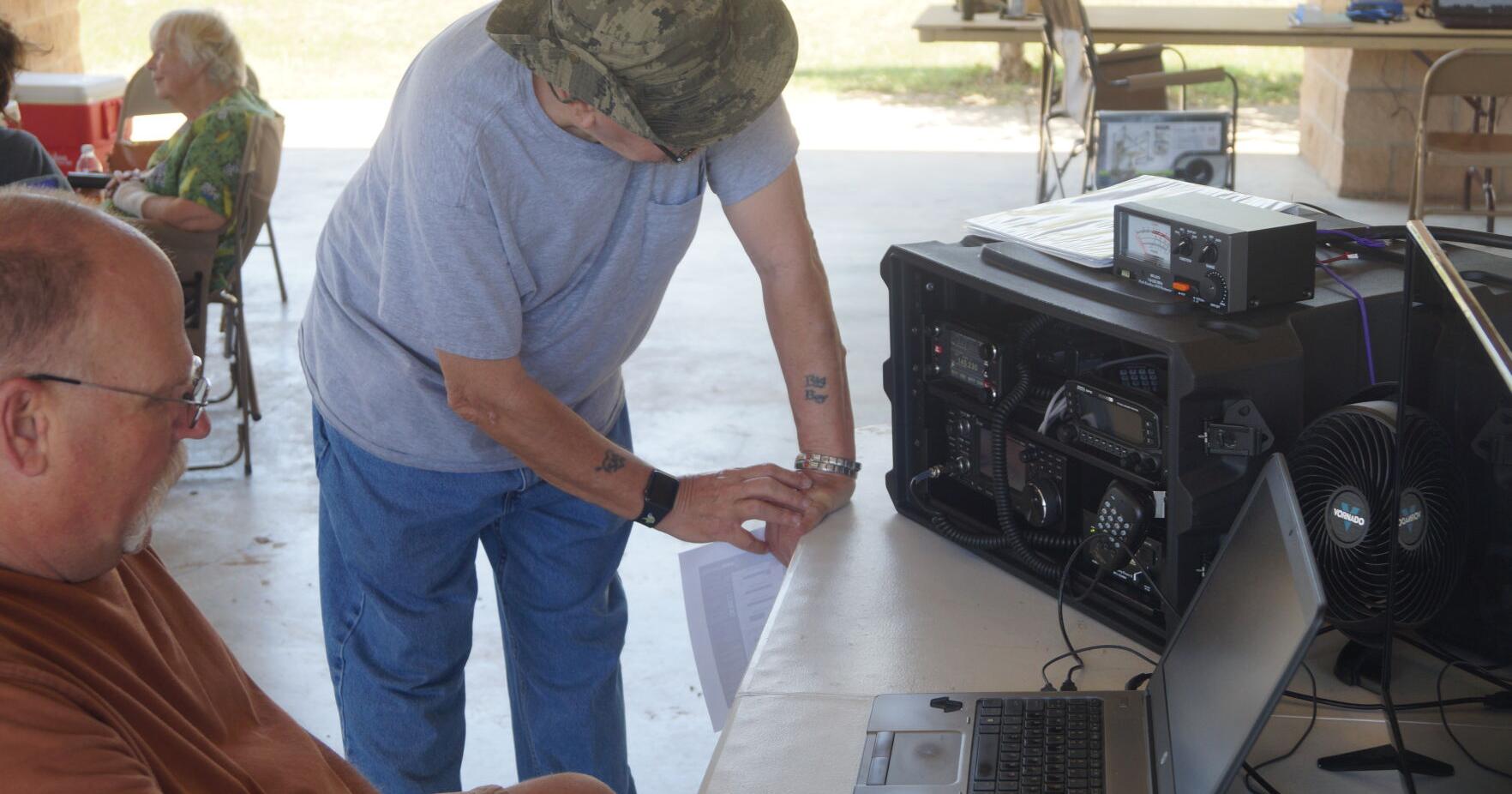 Ham radio enthusiasts participate in national Field Day exercise - Vimarsana News